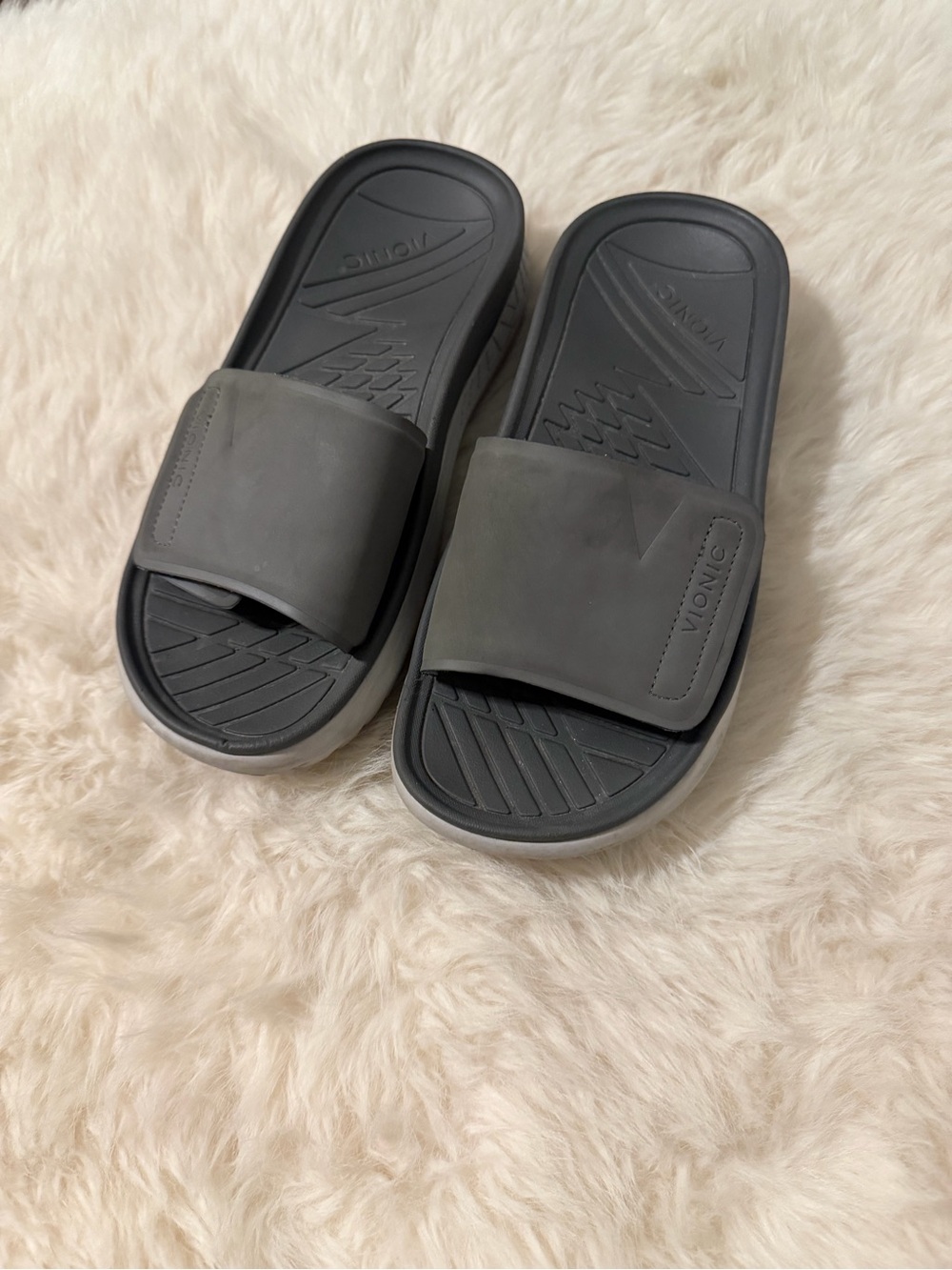 Vionic Women’s Gray Adjustable Slide Sandals-Rejuvenate Size 8